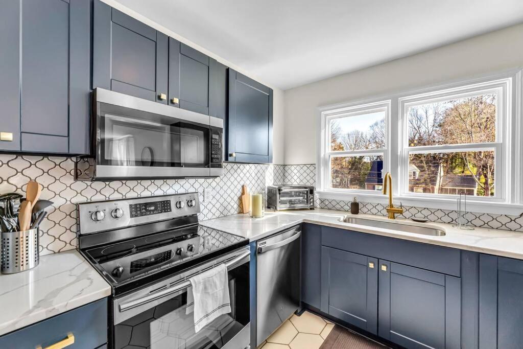 Vila Fully Renovated 4 Bed Buena Vista House Near Wfu Winston-Salem Exteriér fotografie