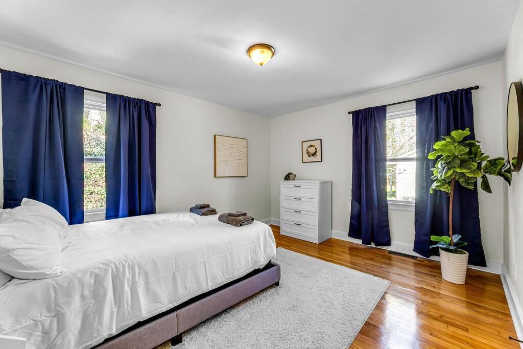 Vila Fully Renovated 4 Bed Buena Vista House Near Wfu Winston-Salem Exteriér fotografie